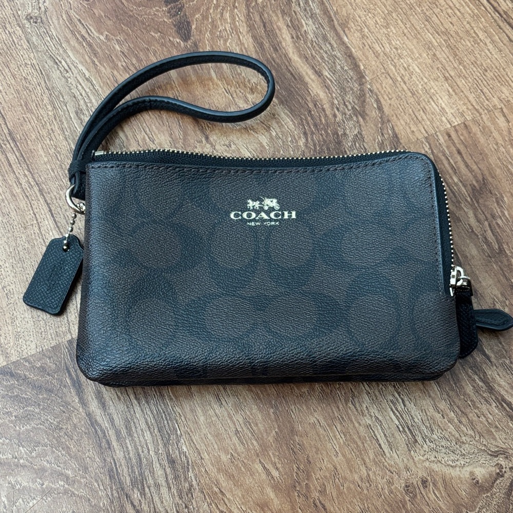 Coach Signature Chocolate Monogram Double-Zip Wristlet – Gold Hardware
